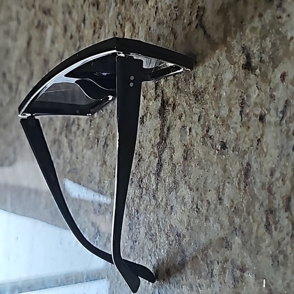 Oversized sunglasses - Picture 7 of 7